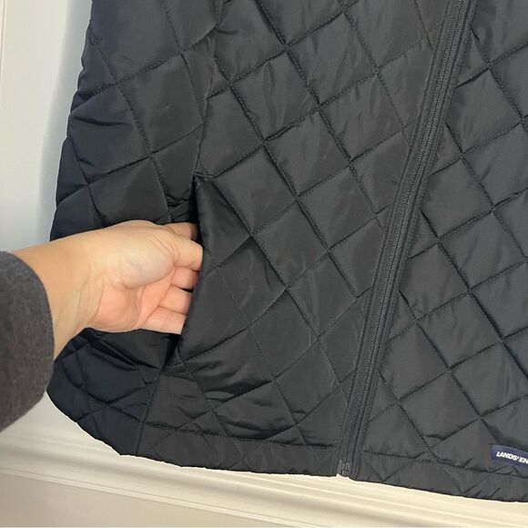 Lands End Quilted Zip Front Vest In Black Size Large NWT - Picture 5 of 9